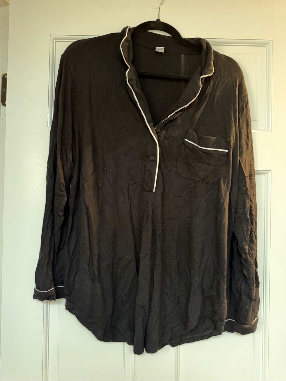 Old Navy Black Maternity Pajama Set with Contrast Piping - Picture 3 of 5